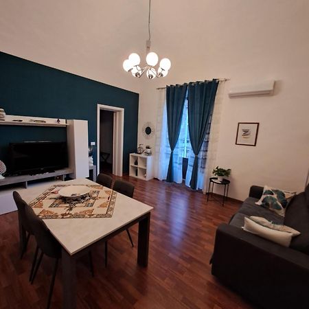 Re Federico II Apartment คาตาเนีย ภายนอก รูปภาพ
