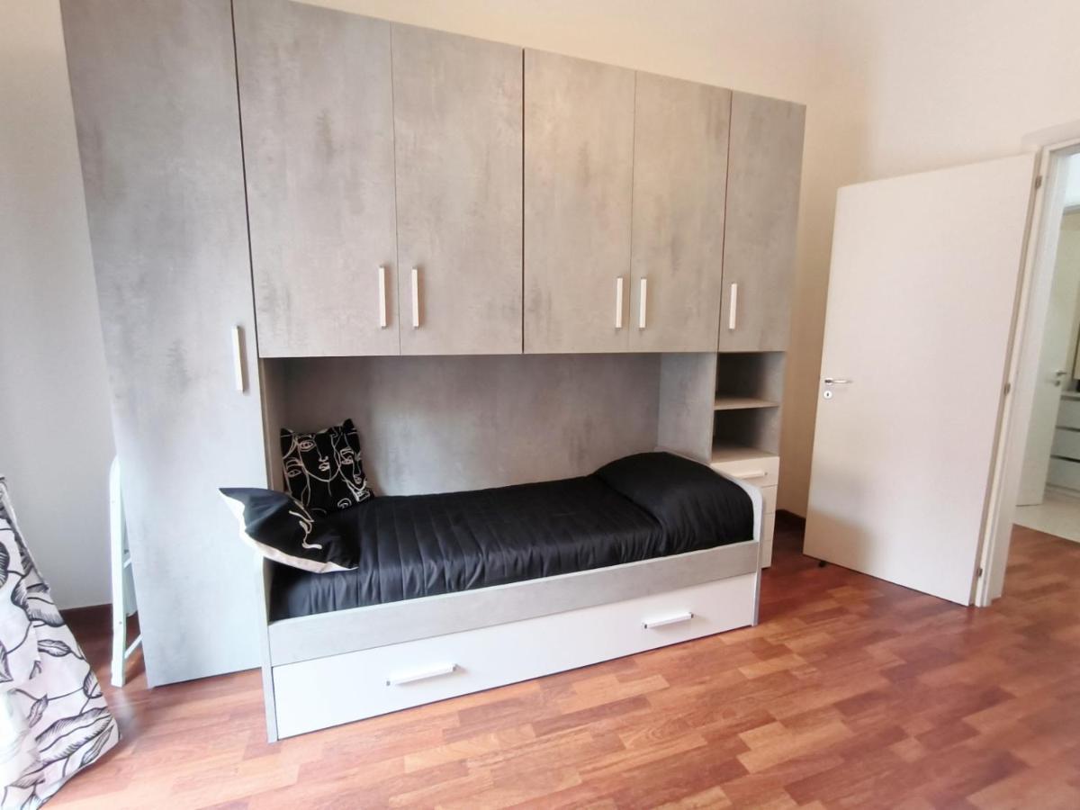 Re Federico II Apartment คาตาเนีย ภายนอก รูปภาพ