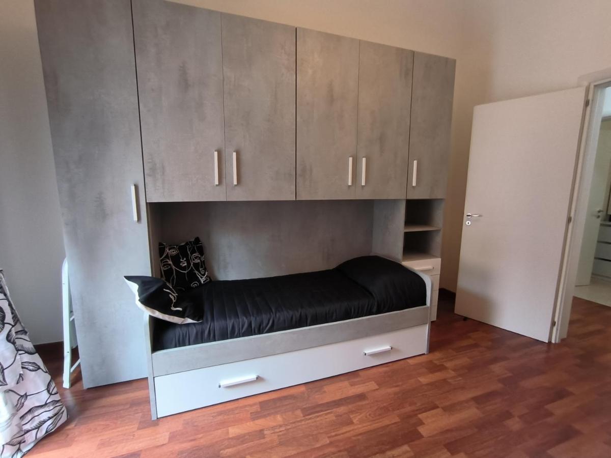 Re Federico II Apartment คาตาเนีย ภายนอก รูปภาพ