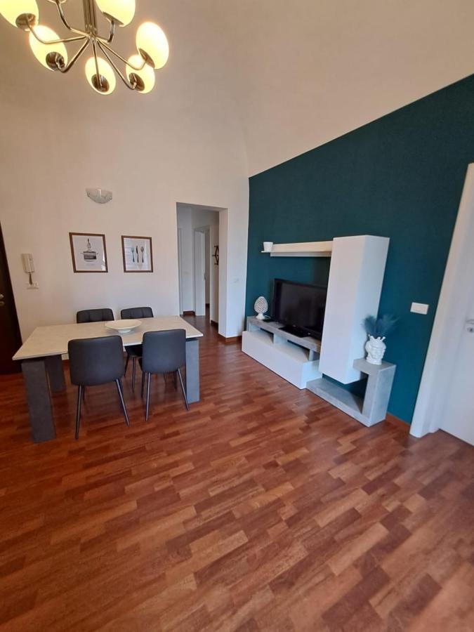 Re Federico II Apartment คาตาเนีย ภายนอก รูปภาพ